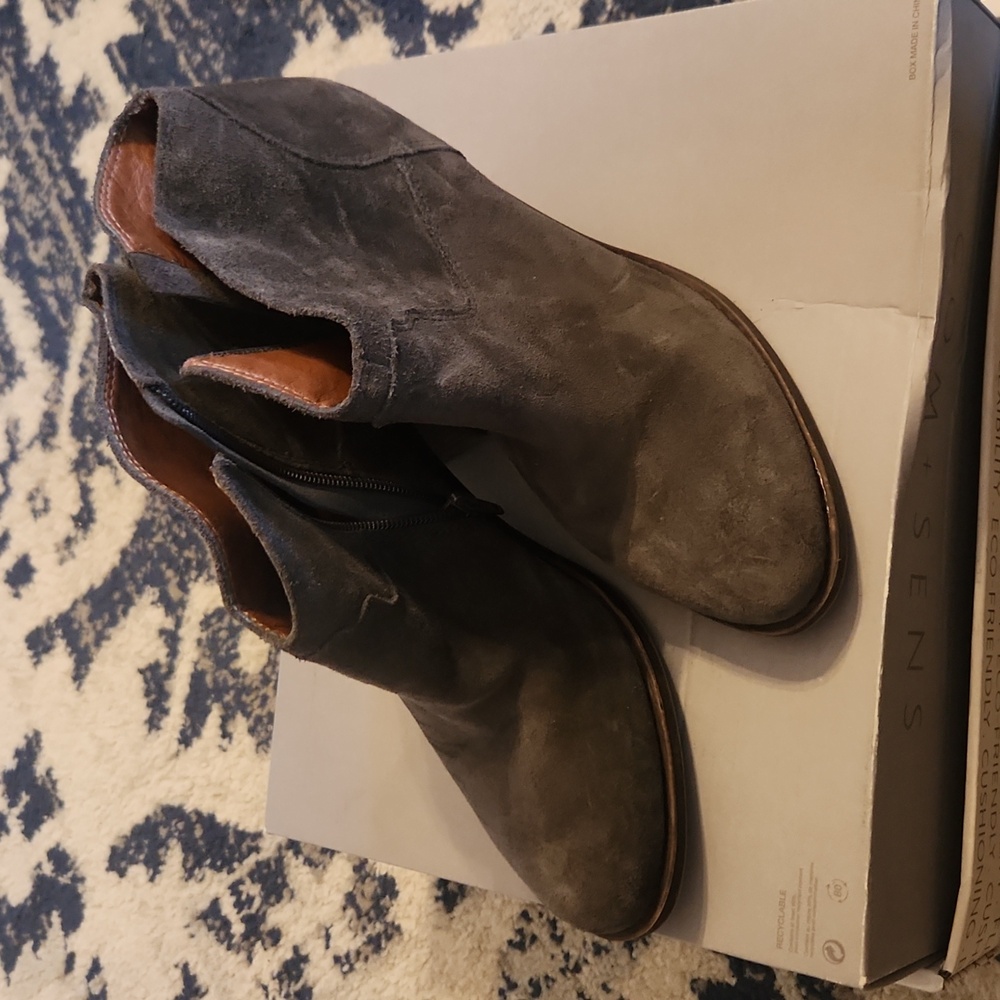 Lucky Brand gray suede ankle boots